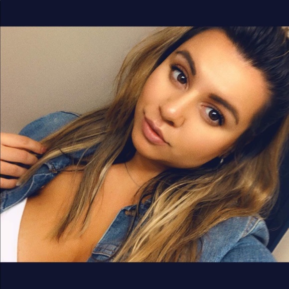 Meet your Posher, Marlene - Picture 1 of 2